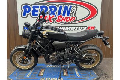 YAMAHA XSR 700 LEGACY