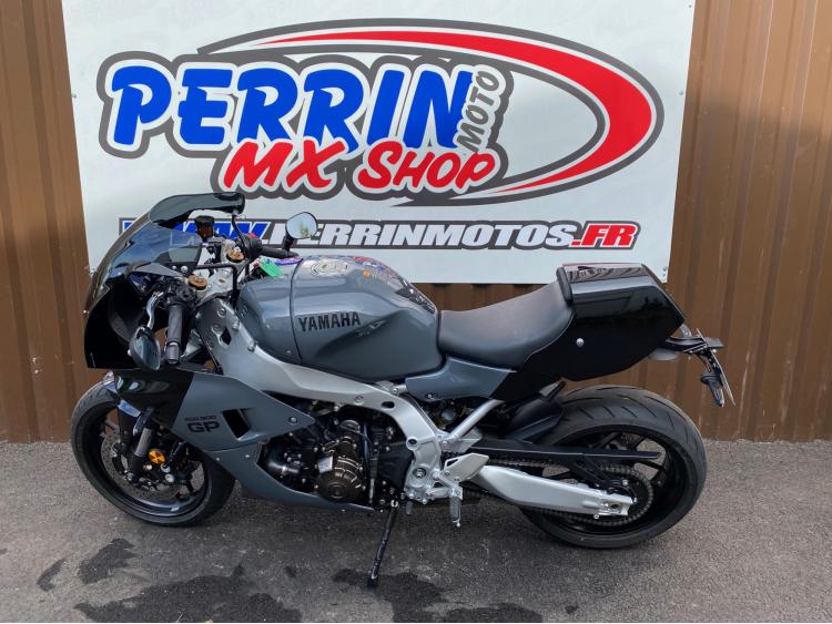 YAMAHA XSR 900 GP