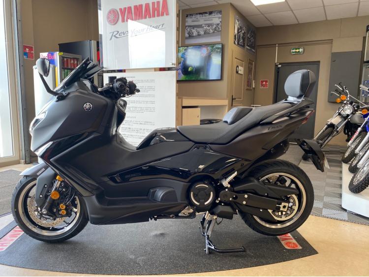 YAMAHA XP T-MAX 560 ABS TECH MAX