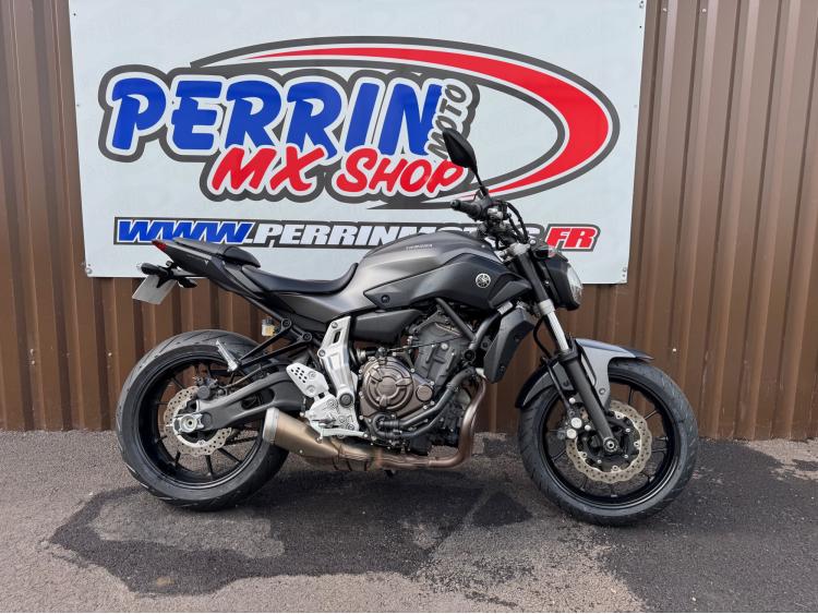 YAMAHA MT-07 (47.5CV)