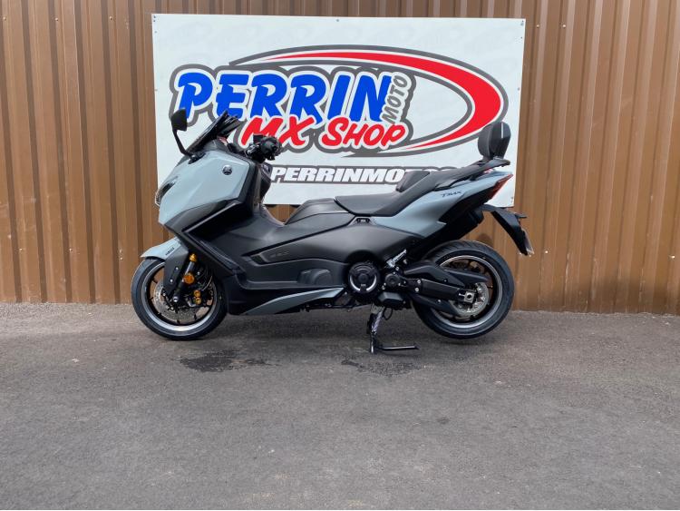 YAMAHA XP T-MAX 560 TECH MAX